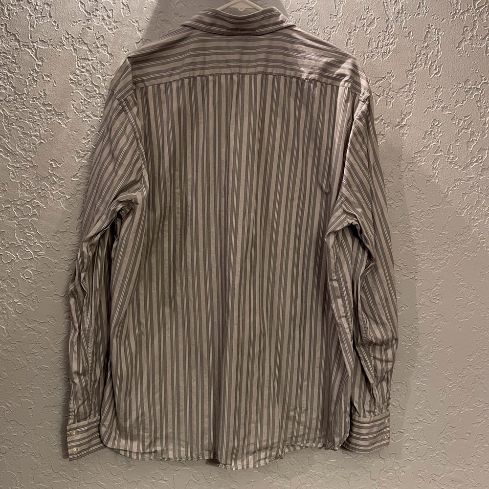 Men’s ‘Hugo Boss’ Gray/White Striped Button-Up Dress Shirt - Picture 2 of 3